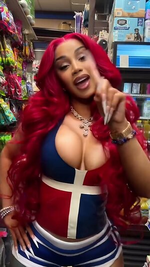 Cardi B leaked photo #74