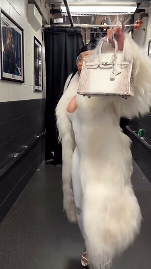 Cardi B leaked photo #126