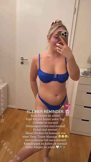 Carina Spoon Nude Leaked Photo #17