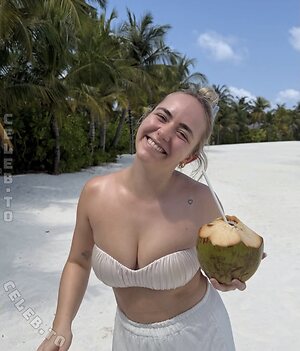 Carina Spoon Nude Leaked Photo #37