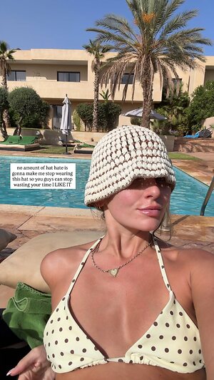 Carla Bezanson leaked photo #24