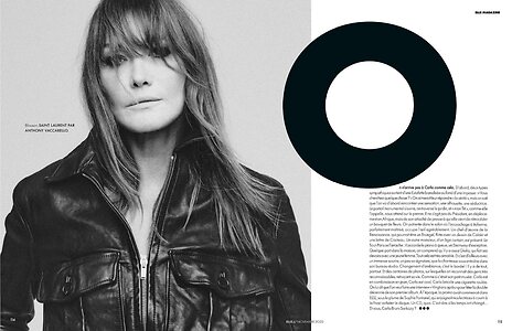 Carla Bruni leaked photo #12