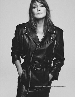Carla Bruni leaked photo #15