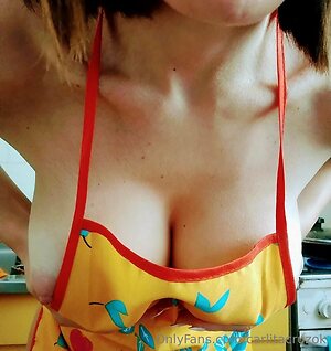 Carla Cruz leaked photo #11