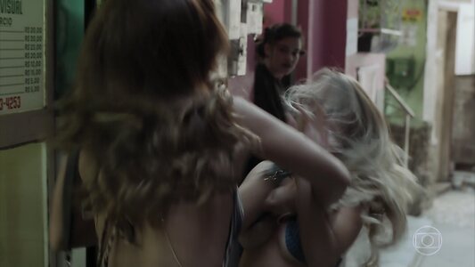 Carla Diaz leaked photo #49