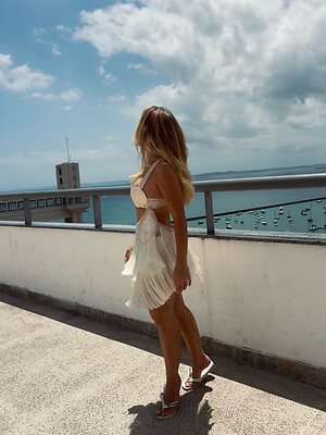 Carla Diaz leaked photo #68