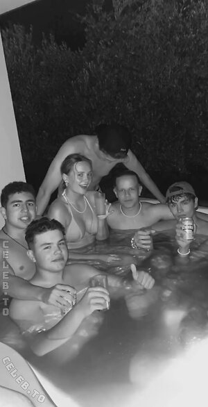 Carla Sophie Schell Nude Leaked Photo #7