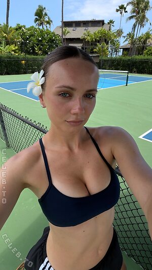 Carla Sophie Schell