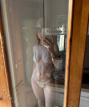 Carla Zombek