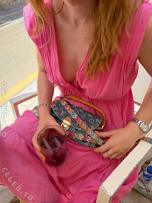 Carla Zombek photo