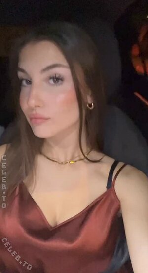 Carlota Valiente Nude Leaked Photo #24