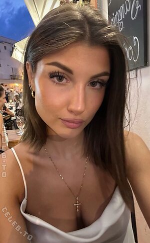 Carlota Valiente Nude Leaked Photo #74