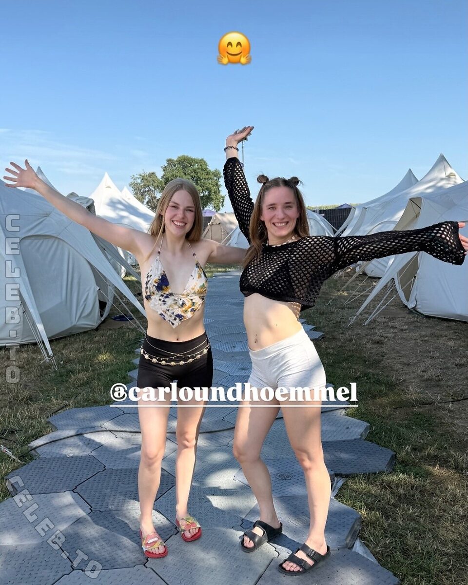 Carlotta &amp; Hermine Nude Leaked Photos