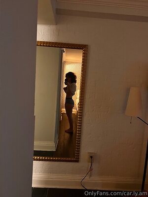 Carly Martin leaked photo #5