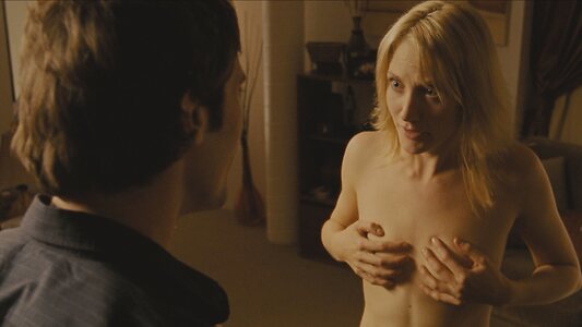 Carly Pope leaked photo #8