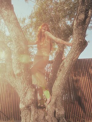 Carly Rae Jepsen leaked photo #28