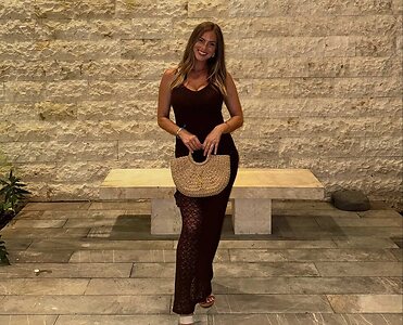 Carly leaked photo #28