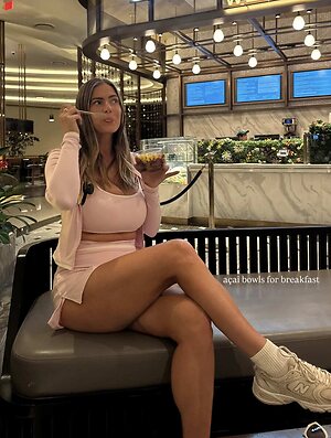 Carly leaked photo #37