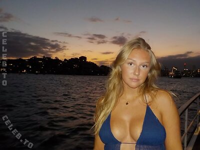 carly.hro Nude Leaked Photo #4