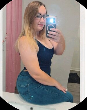 Carly.Ritter leaked photo #2