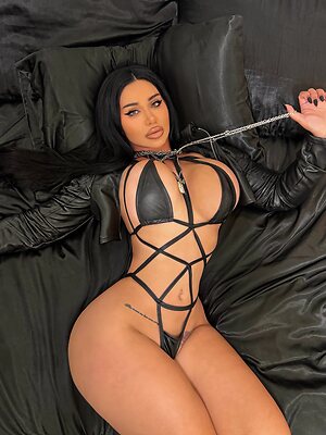 Carmela habibi leaked photo #35