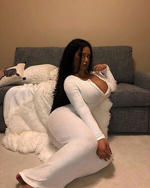 Carmela habibi
