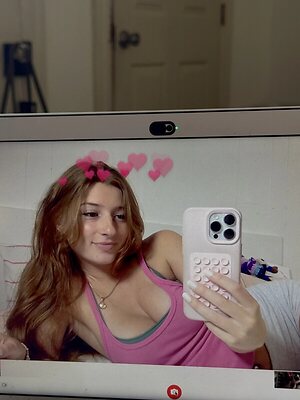 Carmela leaked photo #2