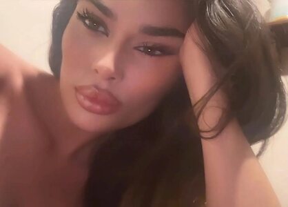carmelalongo_ Nude Leaked Photo #2