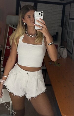 Caro Winter leaked photo #39