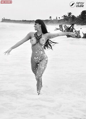 Carol Dias leaked photo #29