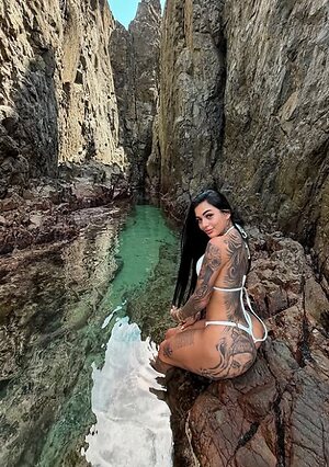 Carol Mourah Nude Leaked Photo #9