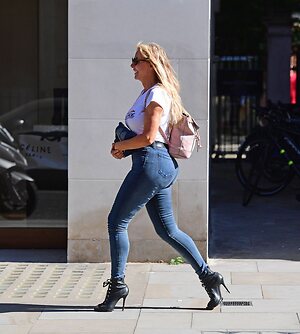 Carol Vorderman leaked photo #54
