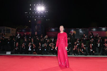 Carole Bouquet leaked photo #12