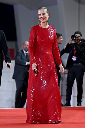 Carole Bouquet leaked photo #21