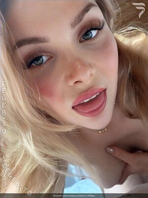 Carolin Groß Nude Leaked Photo #27