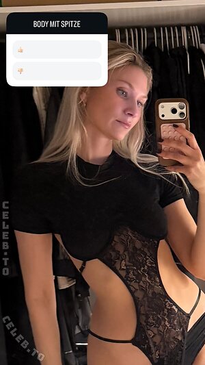 Carolin Niemczyk Nude Leaked Photo #2