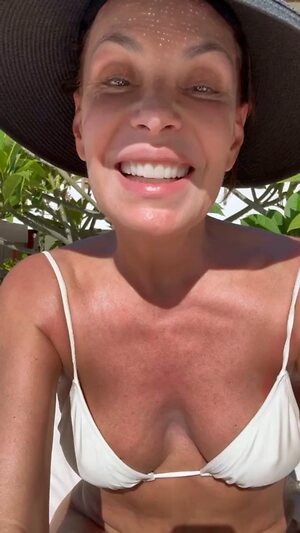 Carolina Ferraz leaked photo #2