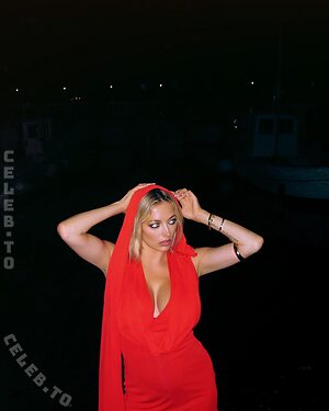 Caroline Vreeland Nude Leaked Photo #55