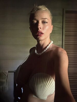 Caroline Vreeland leaked photo #418