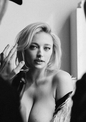 Caroline Vreeland leaked photo #427