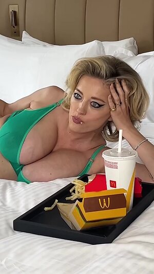 Caroline Vreeland leaked photo #460