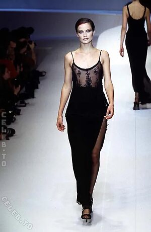 Carolyn Murphy photo