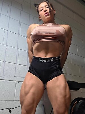 Carolyne Marquez leaked photo #2