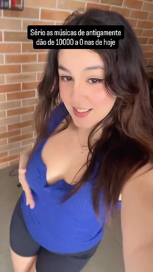 Carolzinha SG leaked photo #3