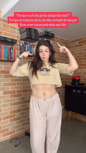 Carolzinha SG Nude Leaked Photo #27