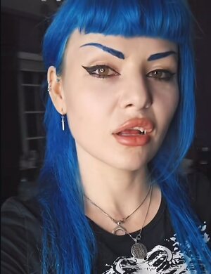 Carrie Sleutskaya leaked photo #9