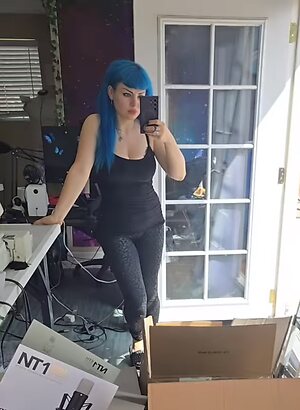 Carrie Sleutskaya leaked photo #14