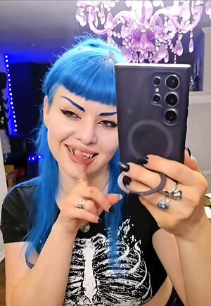 Carrie Sleutskaya leaked photo #15