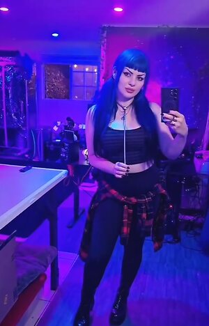 Carrie Sleutskaya leaked photo #35