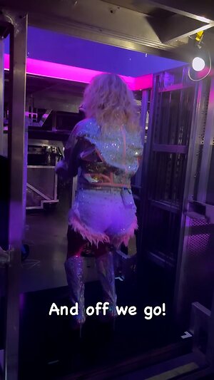 Carrie Underwood Hot leaked photo #10